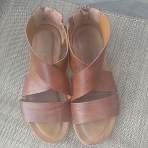 SOLD! Brown leather sandals